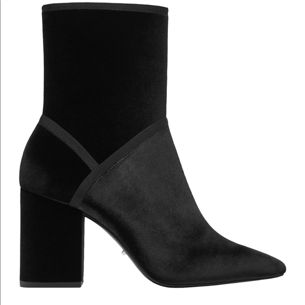 Massimo Dutti Velvet Boots